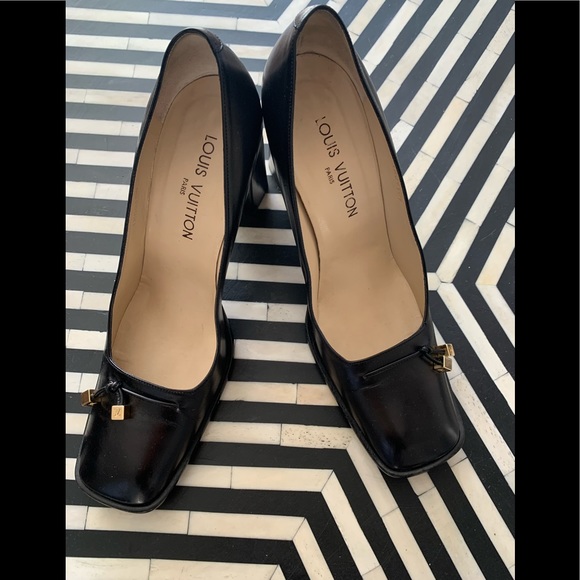 Louis Vuitton Black Classic Square Toe Pumps - Picture 3 of 7